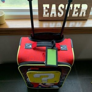 Super Mario brothers suitcase only used once